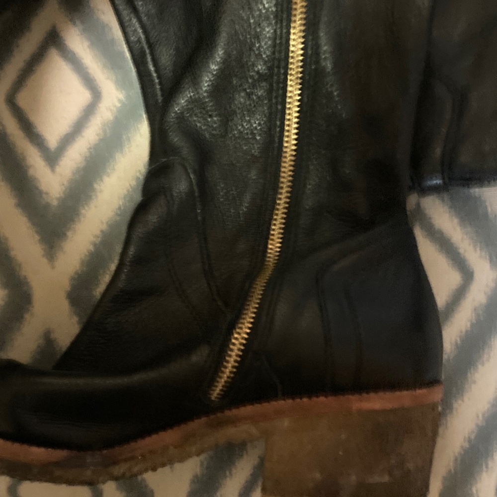 Coach Black Leather Boots 10 - Picture 6 of 9